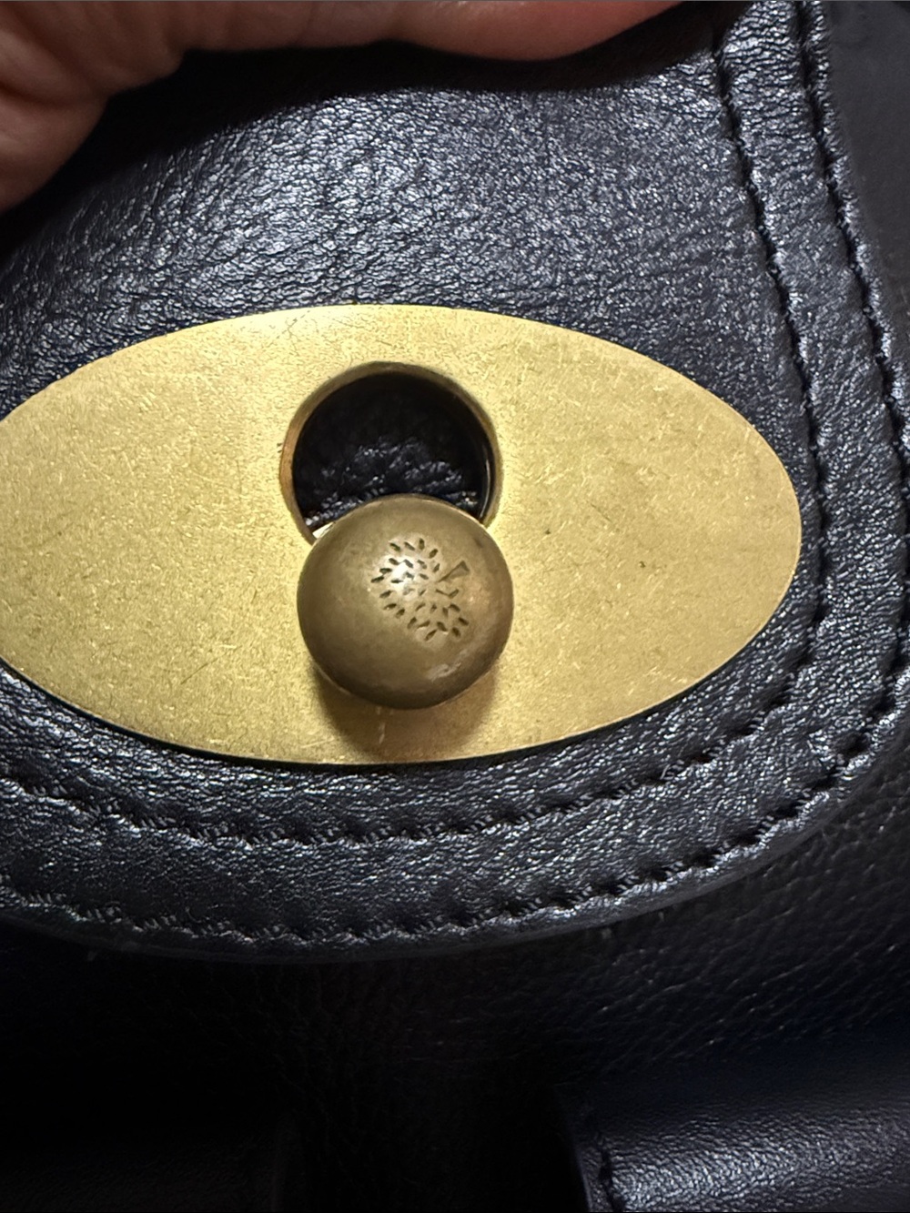 Authentic Mulberry Leather Shoulder bag. - Picture 9 of 15